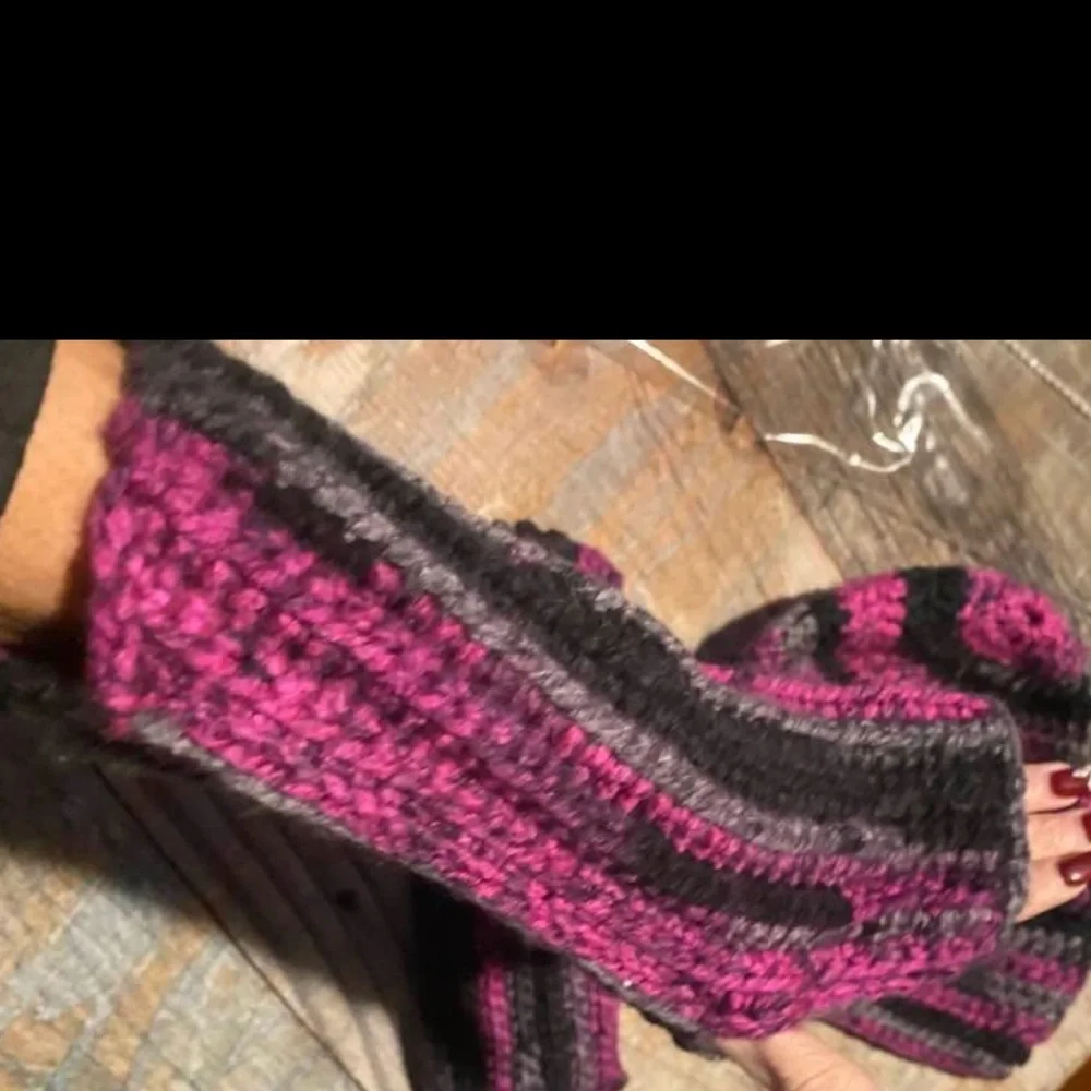 Striped handmade Knit Hat and glove  Set